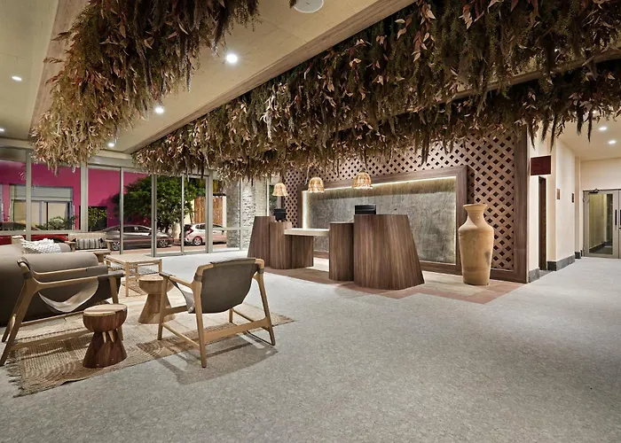 Indigo By Ihg Hotel 5*