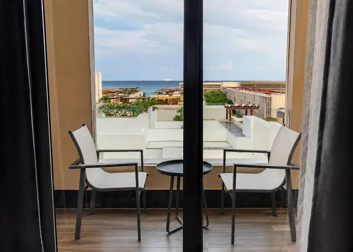 Indigo By Ihg Hotel Playa del Carmen