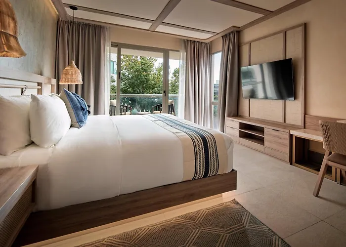 Hotel Indigo By Ihg 5*
